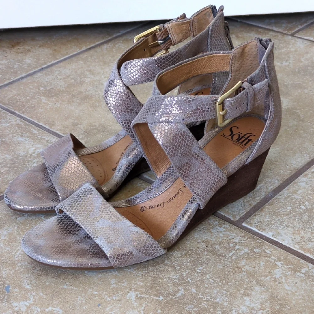 Sofft Tan Wedge Sandals with Strappy Design